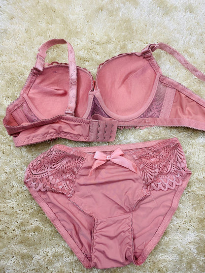 Bismil Padded Bra set— Buy 1, Get 1 Free