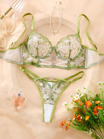 Green Daisy Embroidery 2-Piece Set ( PACK OF 3)